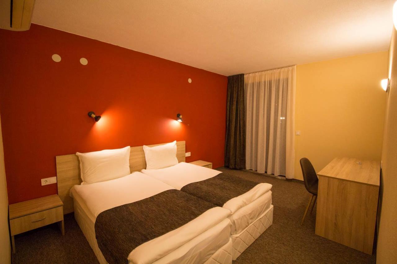 Evridika Hotel Dewin Exterior foto